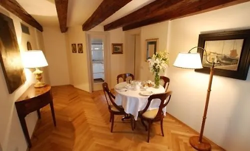 Lmv Exclusive Venice Apts Santo Stefano Italien
